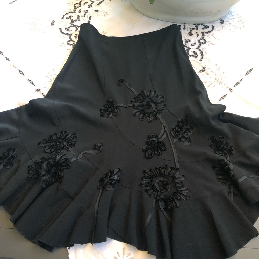 Sunny Leigh Black Swing Skirt (8) - Picture 4 of 8